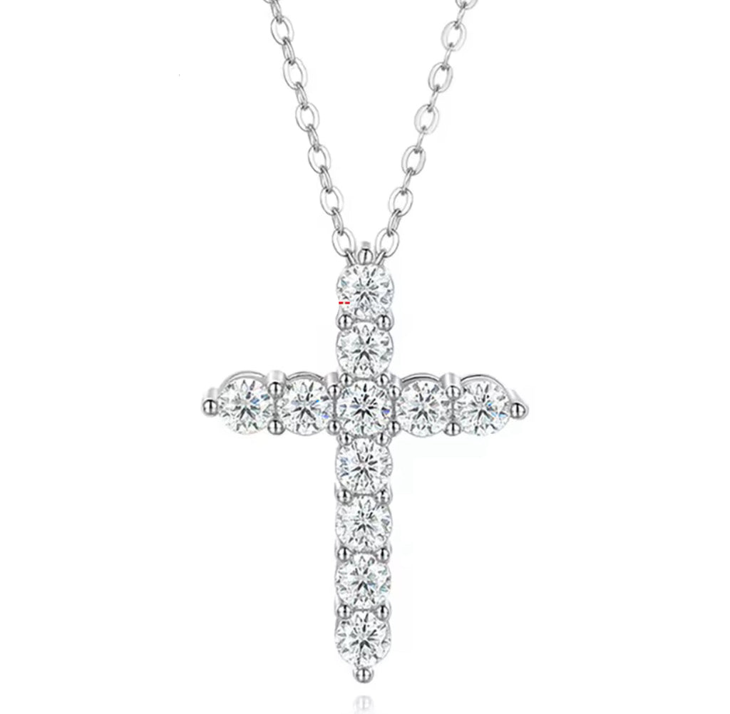 Collar con Cruz Moissanita